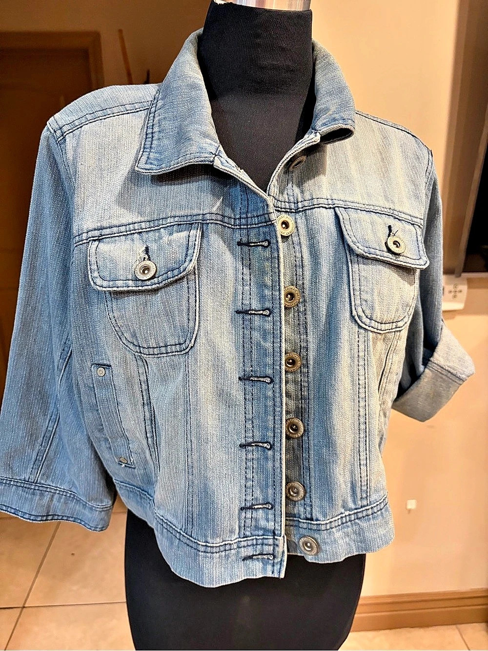 Women's Cropped Denim Jacket Blue